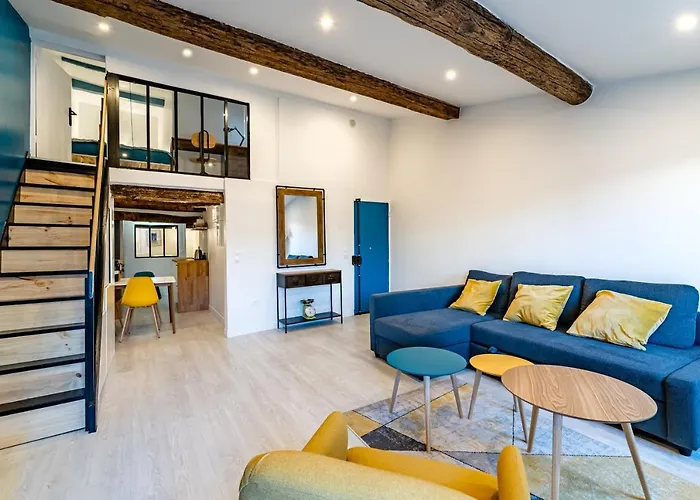 Roche : 3 Chambres,6 Personnes, Bien Equipe, Deco+