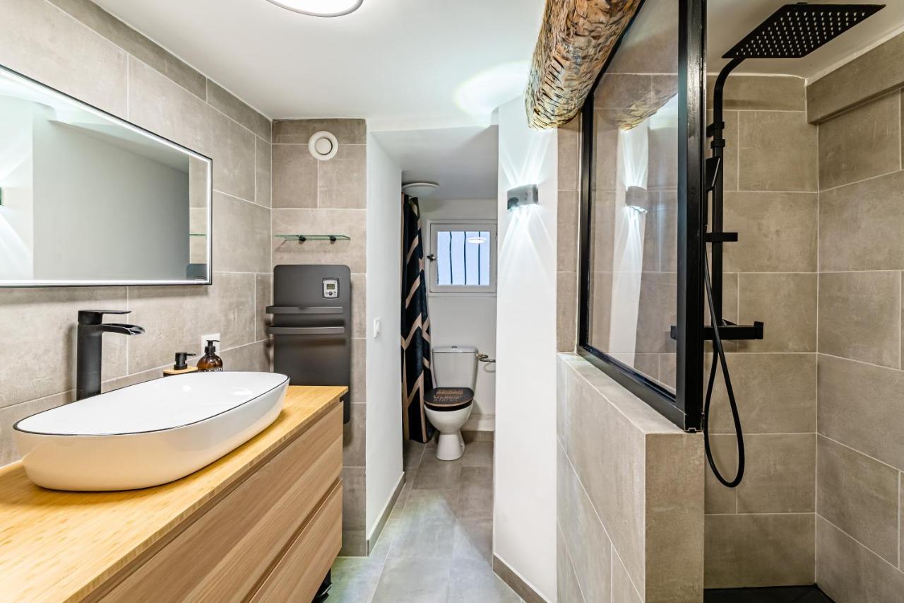 Roche : 3 Chambres,6 Personnes, Bien Equipe, Deco+ Appartement *