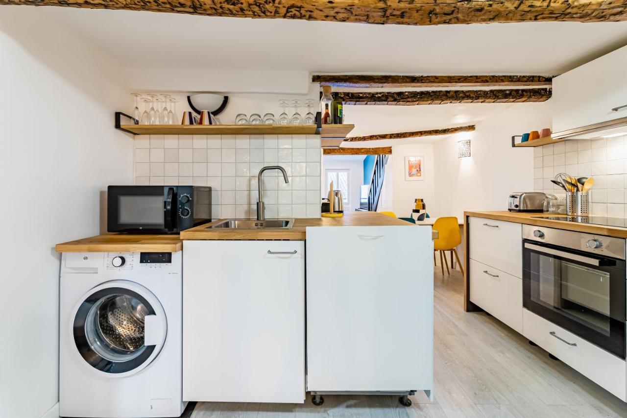 Roche : 3 Chambres,6 Personnes, Bien Equipe, Deco+ * Toulon