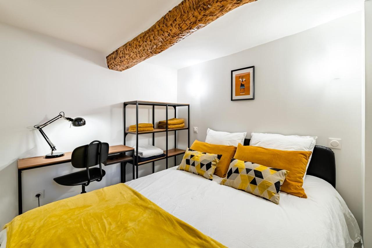 Roche : 3 Chambres,6 Personnes, Bien Equipe, Deco+ Appartement *
