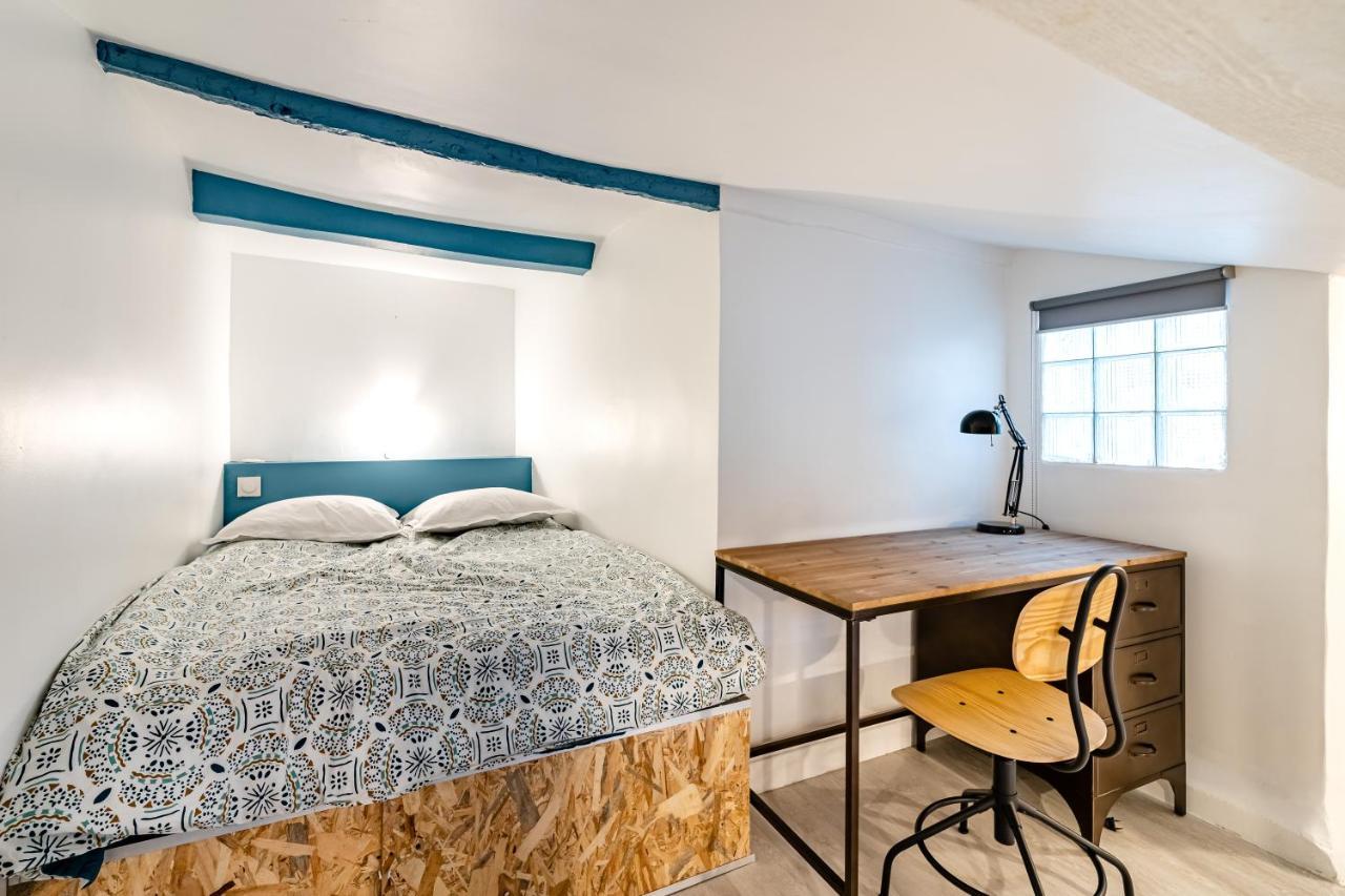 Roche : 3 Chambres,6 Personnes, Bien Equipe, Deco+ Appartement
